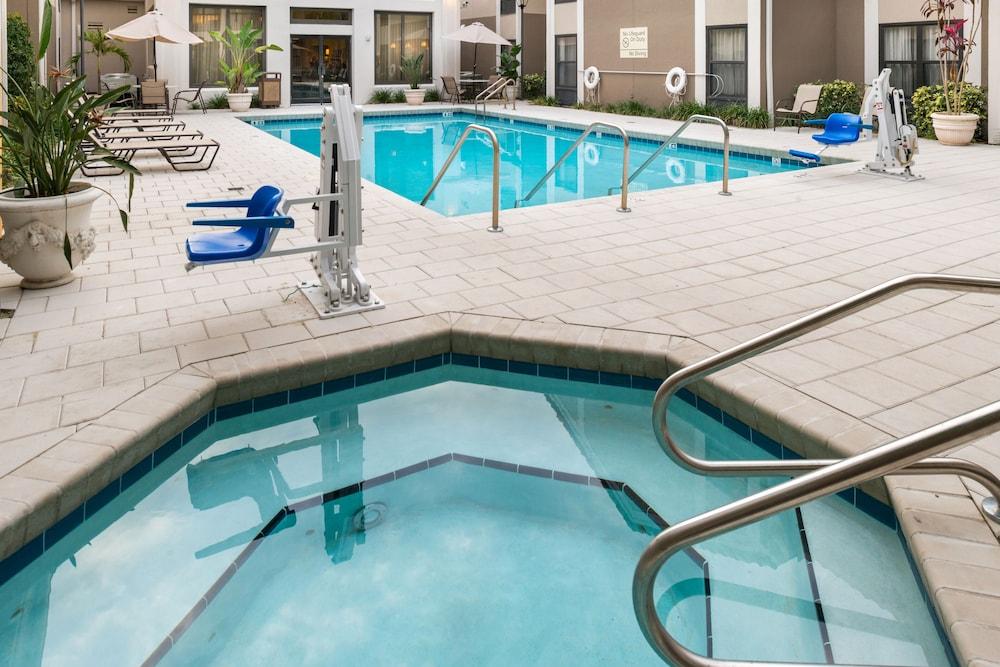 Hampton Inn & Suites Orlando-East Ucf Alafaya Екстер'єр фото