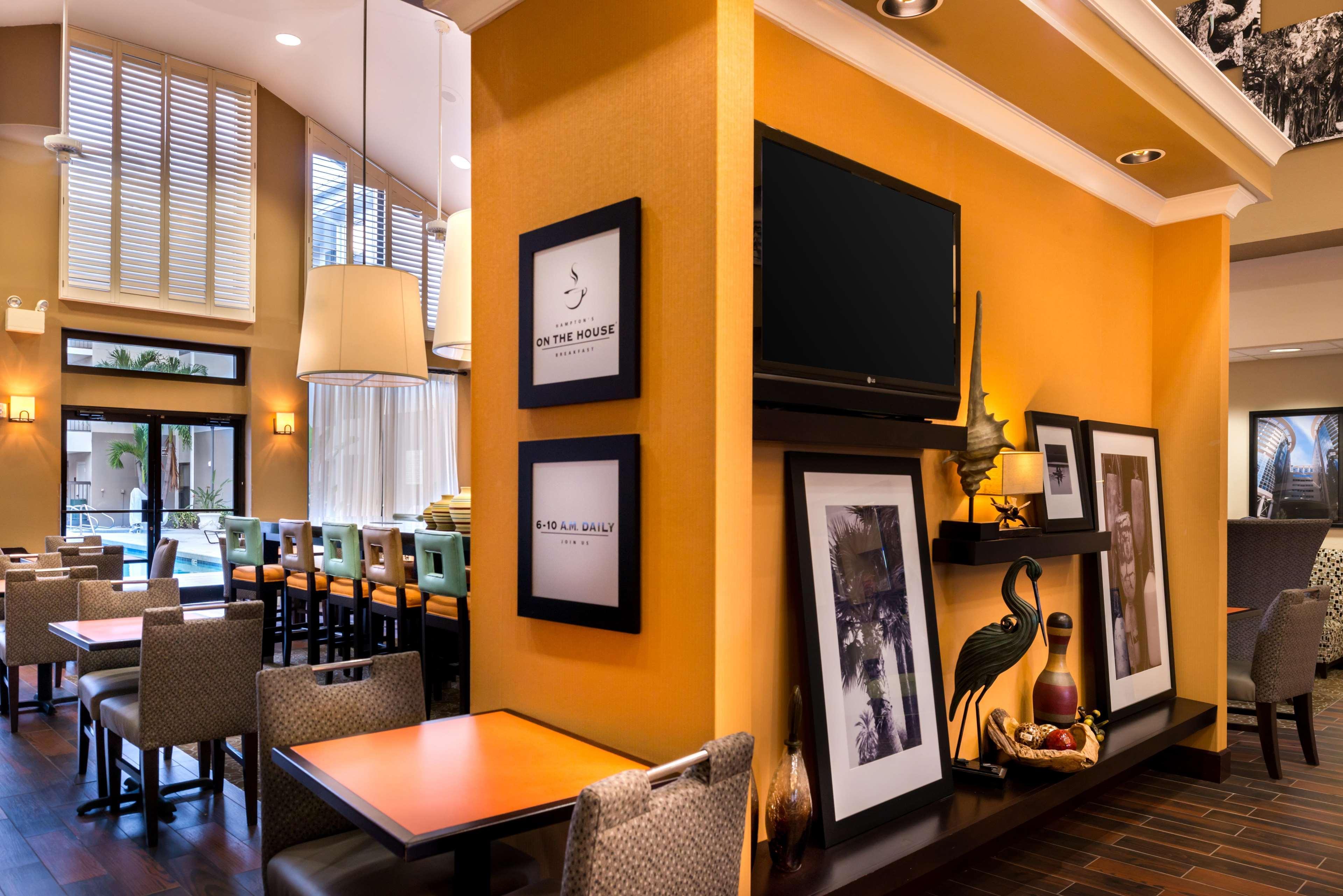 Hampton Inn & Suites Orlando-East Ucf Alafaya Екстер'єр фото