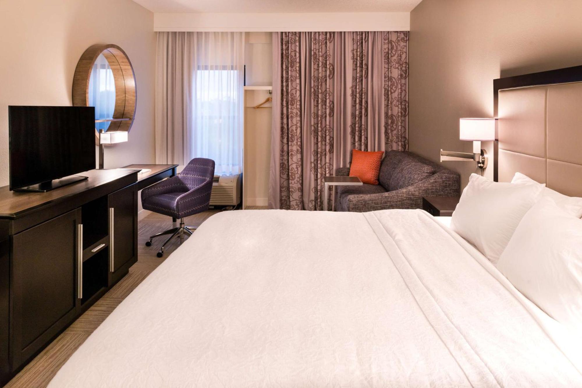 Hampton Inn & Suites Orlando-East Ucf Alafaya Екстер'єр фото