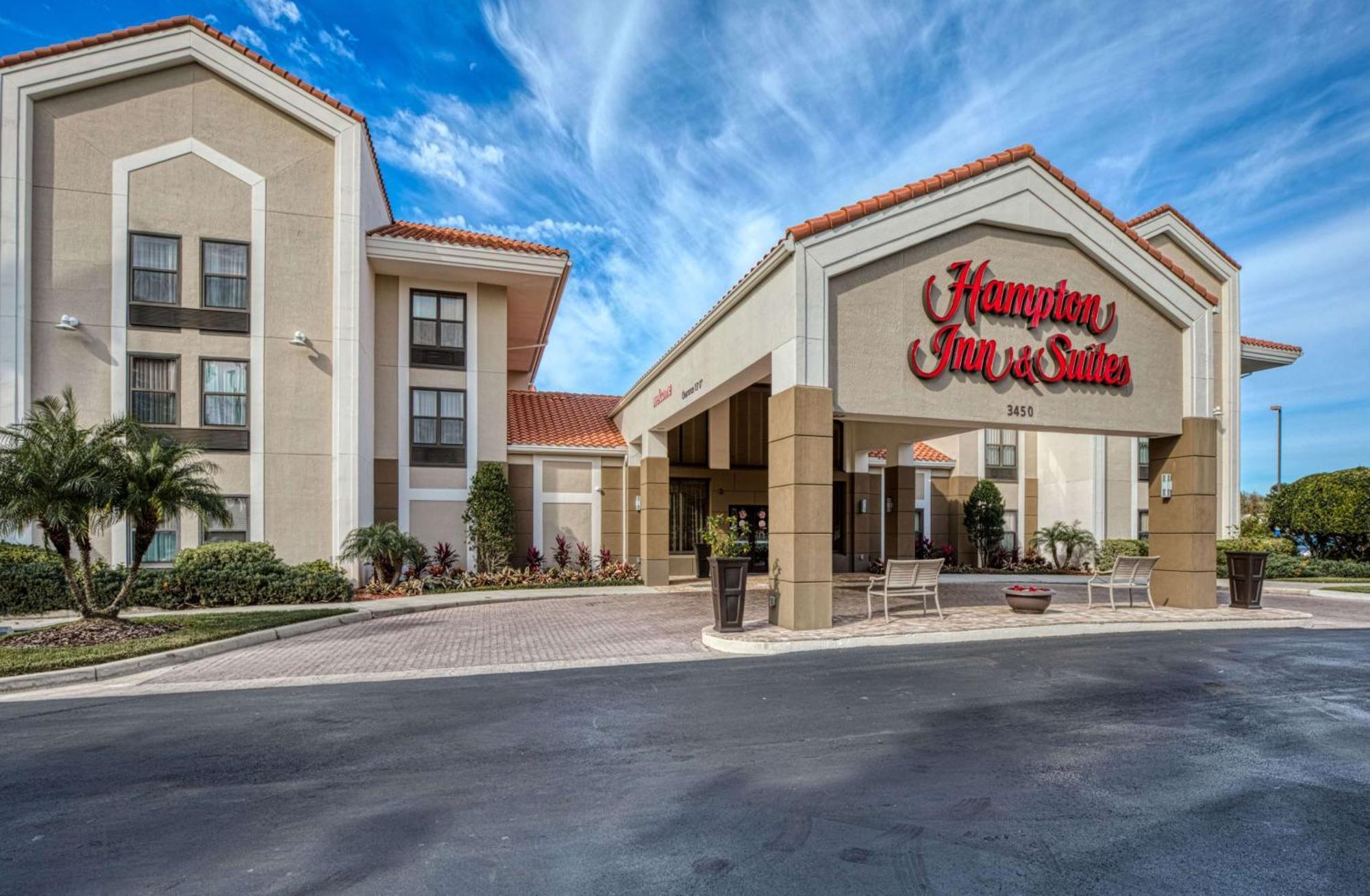 Hampton Inn & Suites Orlando-East Ucf Екстер'єр фото