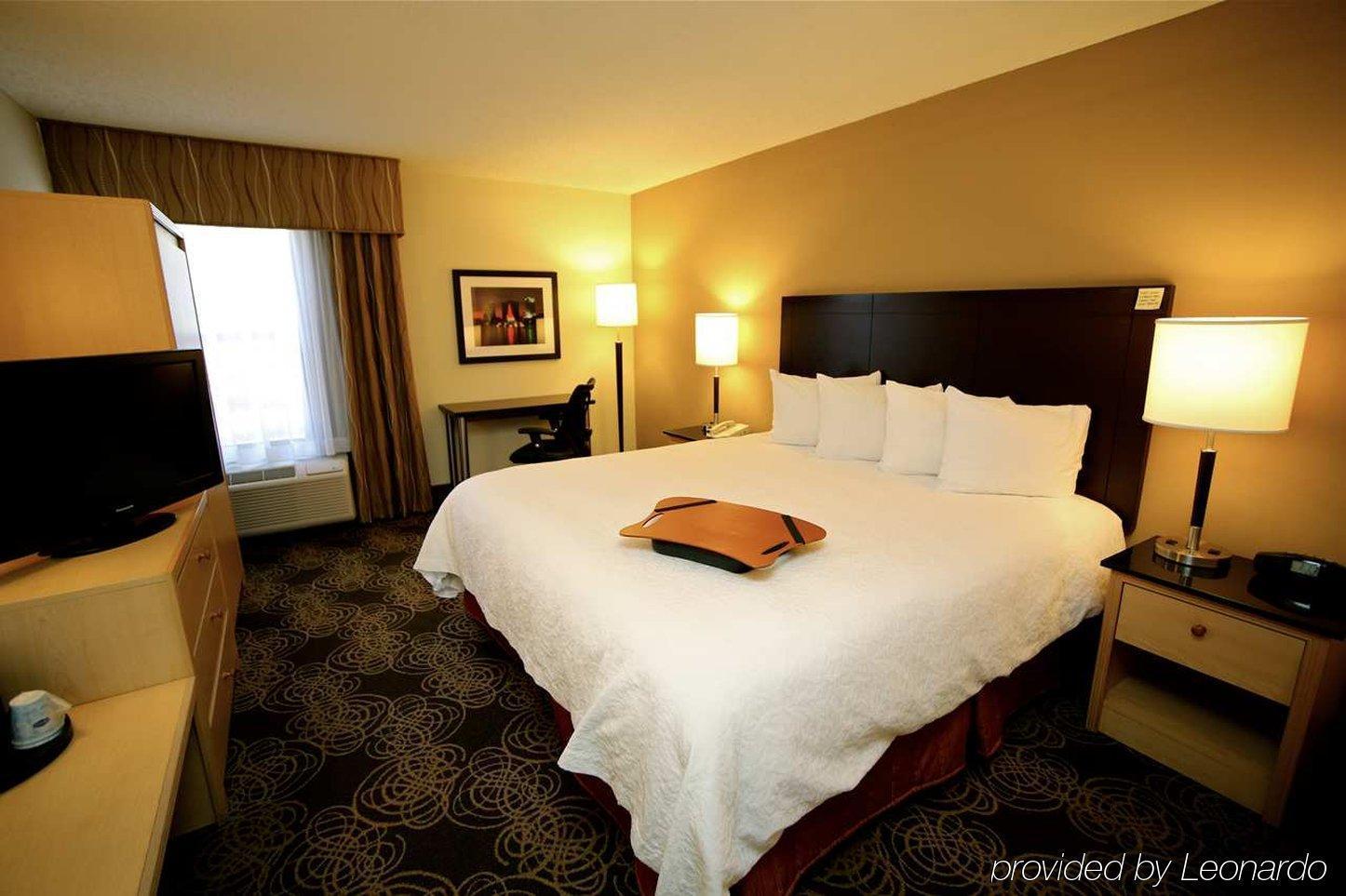 Hampton Inn & Suites Orlando-East Ucf Alafaya Екстер'єр фото